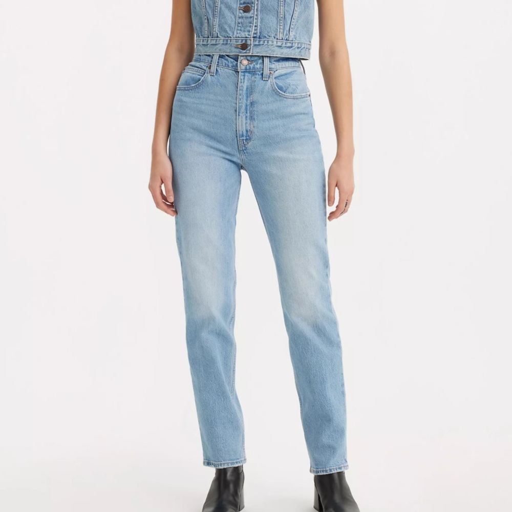 Levi’s 70s High Slim Straight High Waist Premium Denim Light Blue Wash